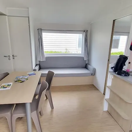 Holiday home Ti Colibri Sables-dolonne Nord La *